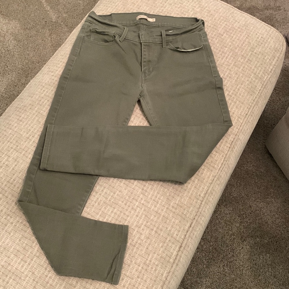 Levi’s 710 Super Skinny Size 29